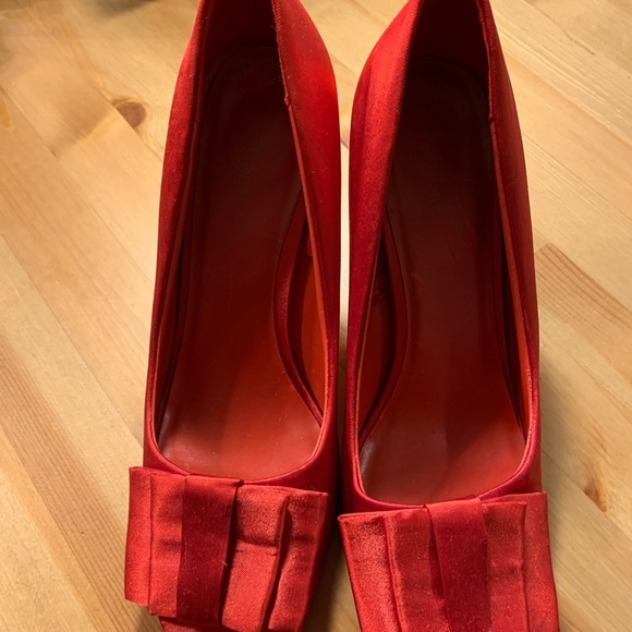 Red’s Red - Picture 6 of 8